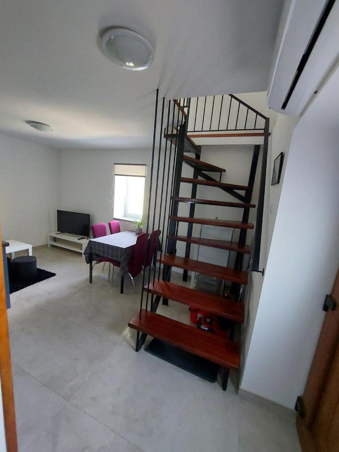 פלומין Apartman Sunset מראה חיצוני תמונה